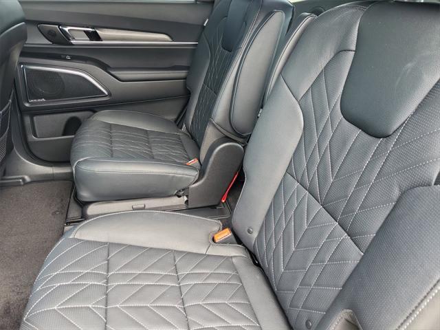 used 2024 Kia Telluride car, priced at $43,623