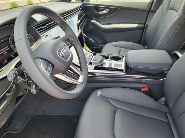 new 2025 Audi Q7 car, priced at $77,750