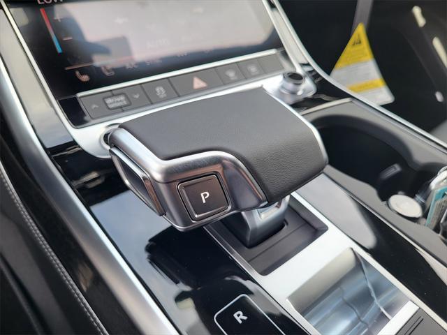 new 2025 Audi Q7 car, priced at $77,750