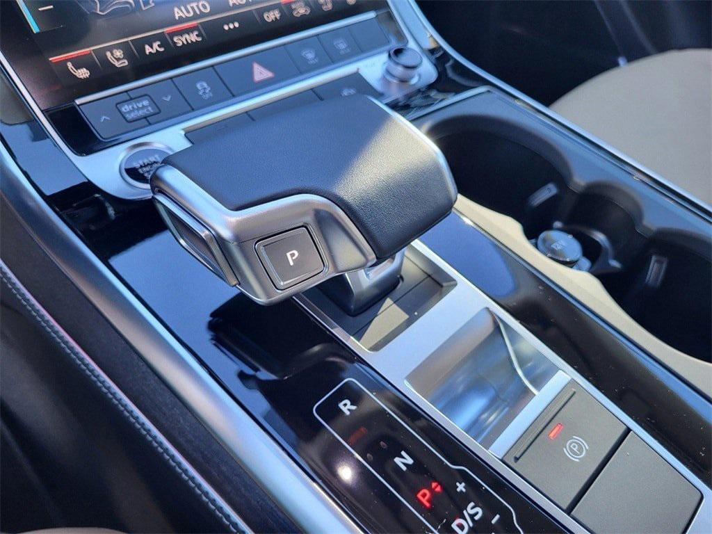 new 2025 Audi Q8 car, priced at $86,765