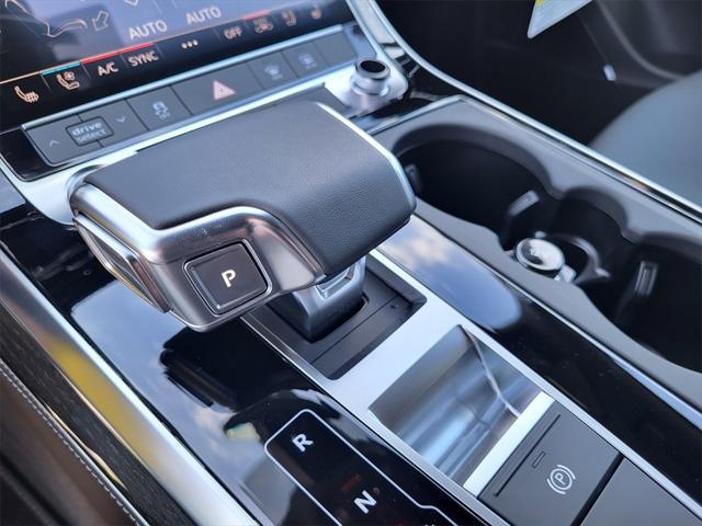 new 2025 Audi Q7 car, priced at $77,750