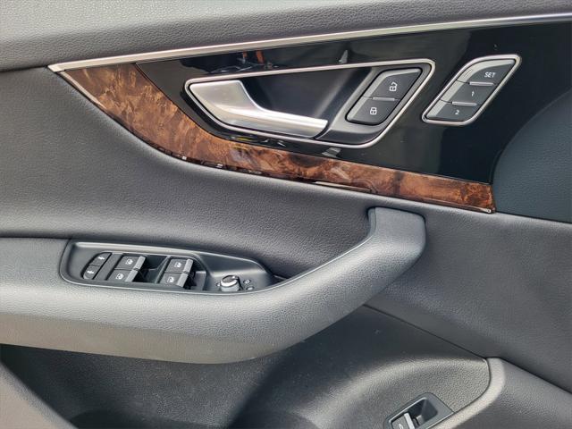 used 2018 Audi Q7 car, priced at $19,999