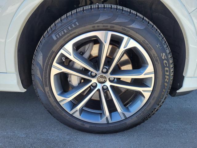 used 2025 Audi Q7 car, priced at $59,684