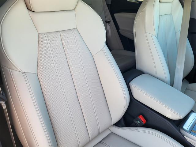 new 2025 Audi Q5 car, priced at $64,250