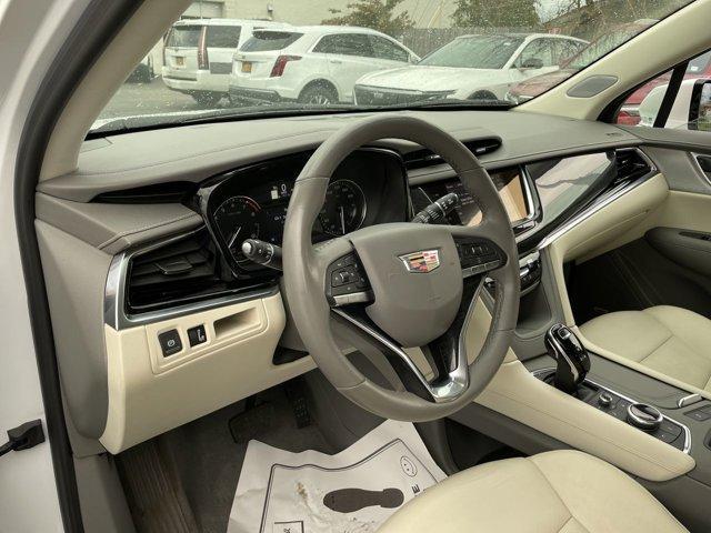 used 2022 Cadillac XT6 car, priced at $39,000