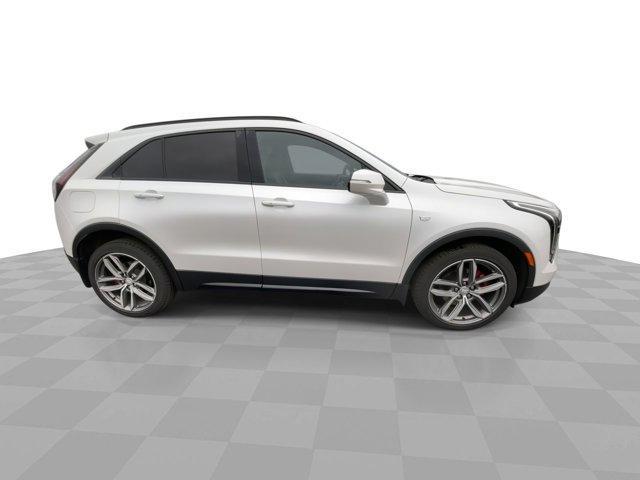used 2021 Cadillac XT4 car, priced at $28,000