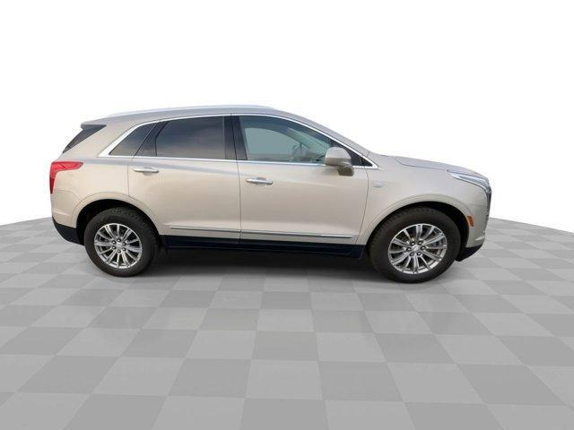 used 2017 Cadillac XT5 car, priced at $21,000