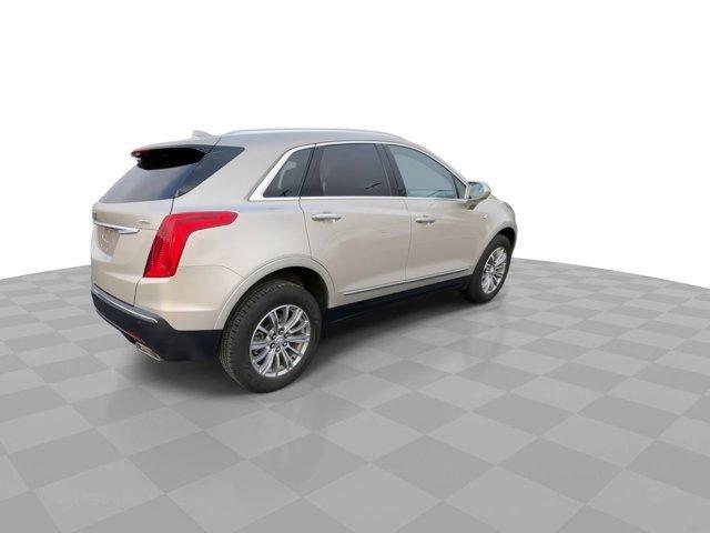 used 2017 Cadillac XT5 car, priced at $21,000