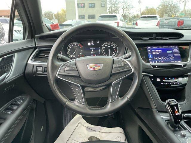 used 2022 Cadillac XT5 car, priced at $36,000