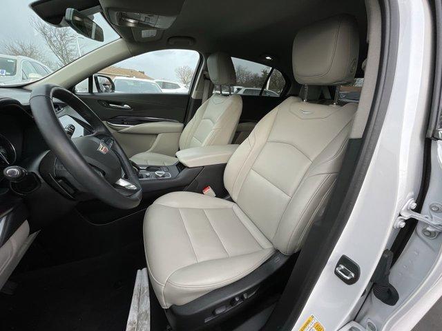 used 2022 Cadillac XT4 car, priced at $26,000