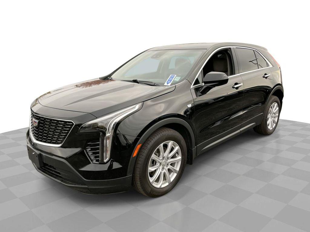 used 2022 Cadillac XT4 car, priced at $27,000
