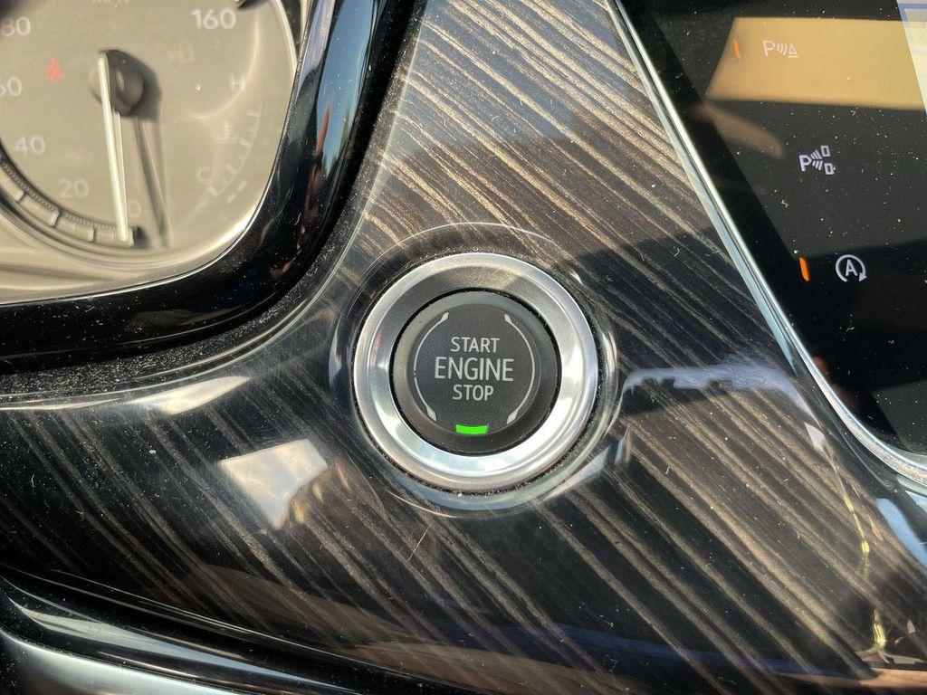 used 2023 Cadillac XT6 car, priced at $42,000