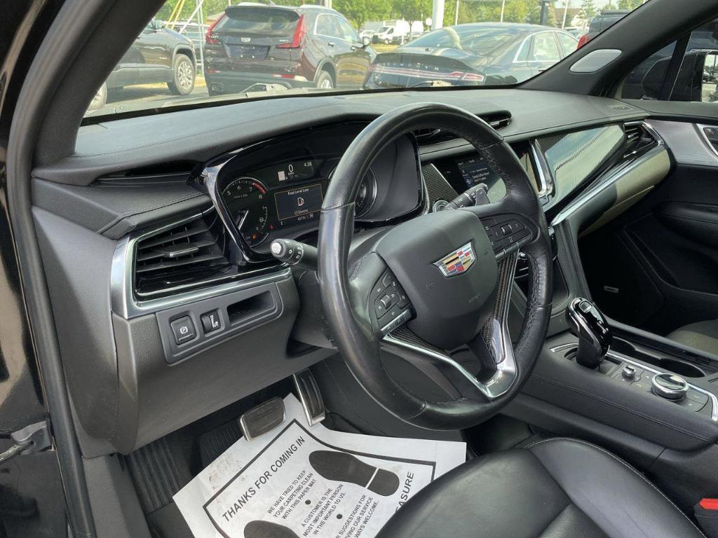 used 2023 Cadillac XT6 car, priced at $41,000
