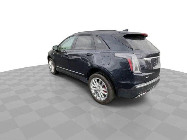 used 2022 Cadillac XT5 car, priced at $42,000