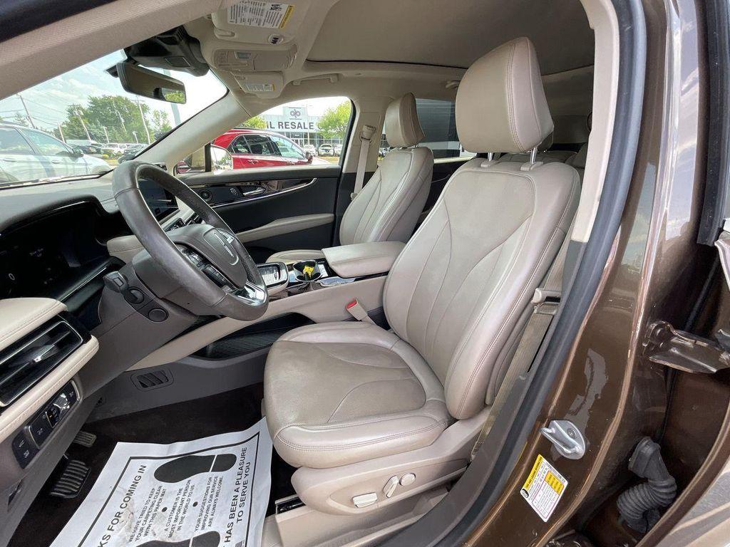 used 2022 Lincoln Nautilus car, priced at $36,000