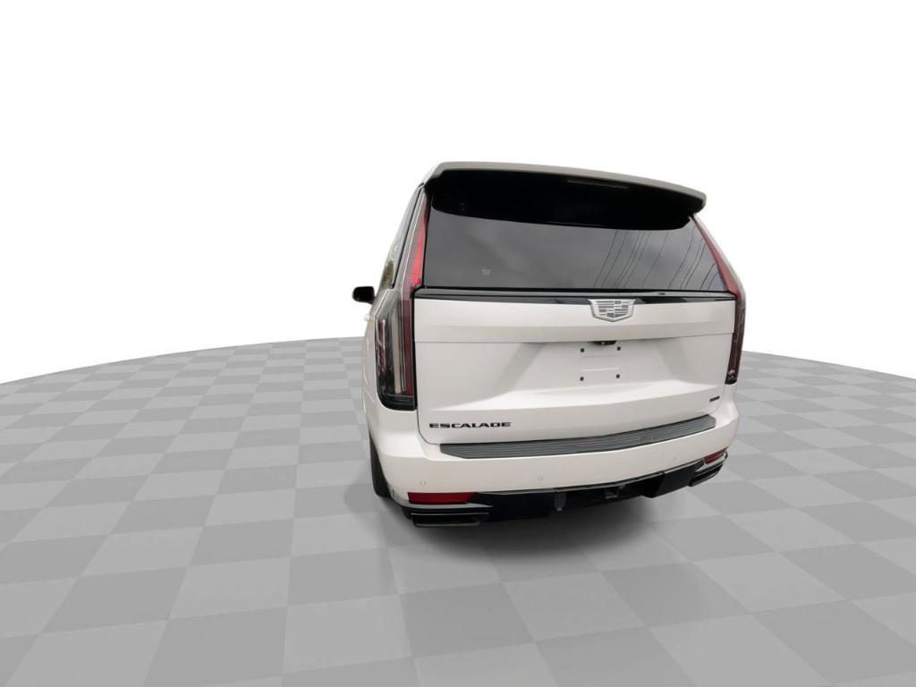 used 2021 Cadillac Escalade ESV car, priced at $70,000