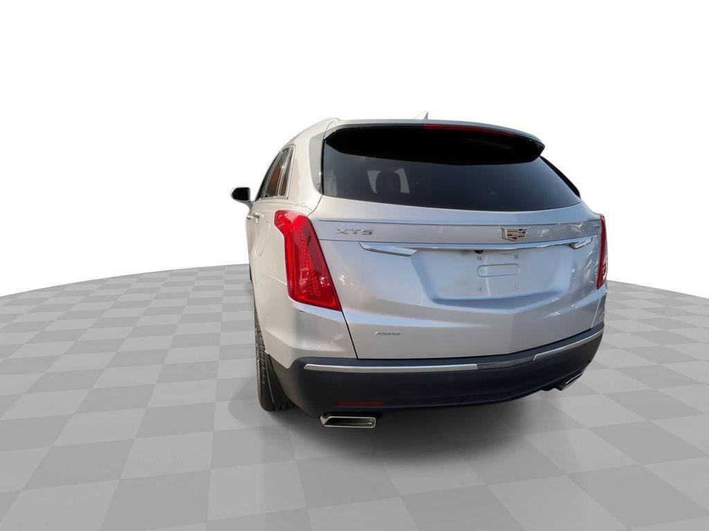 used 2018 Cadillac XT5 car, priced at $20,000