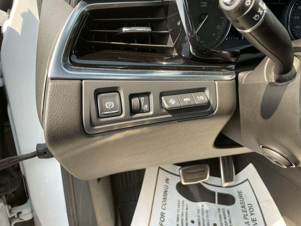 used 2023 Cadillac XT6 car, priced at $41,000