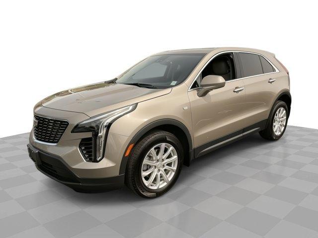 used 2023 Cadillac XT4 car, priced at $30,000