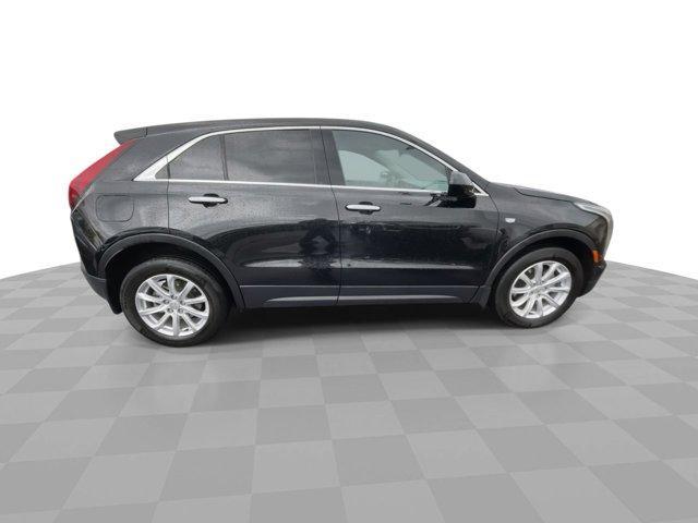 used 2022 Cadillac XT4 car, priced at $28,000