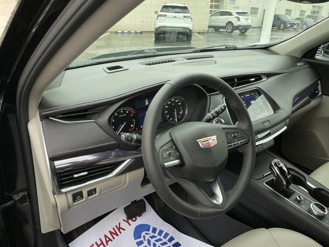 used 2022 Cadillac XT4 car, priced at $28,000
