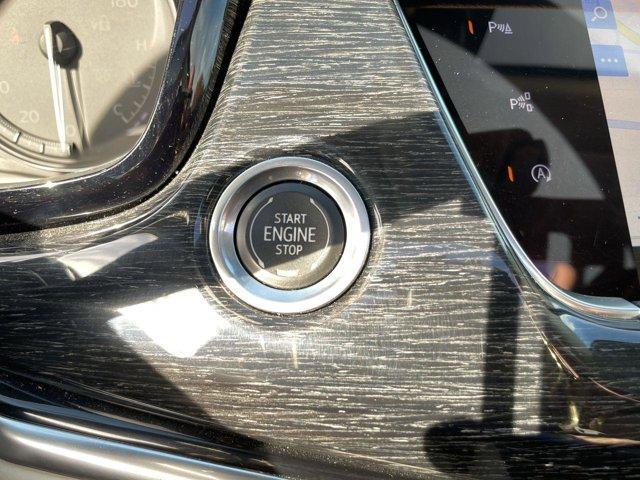 used 2021 Cadillac XT6 car, priced at $33,000
