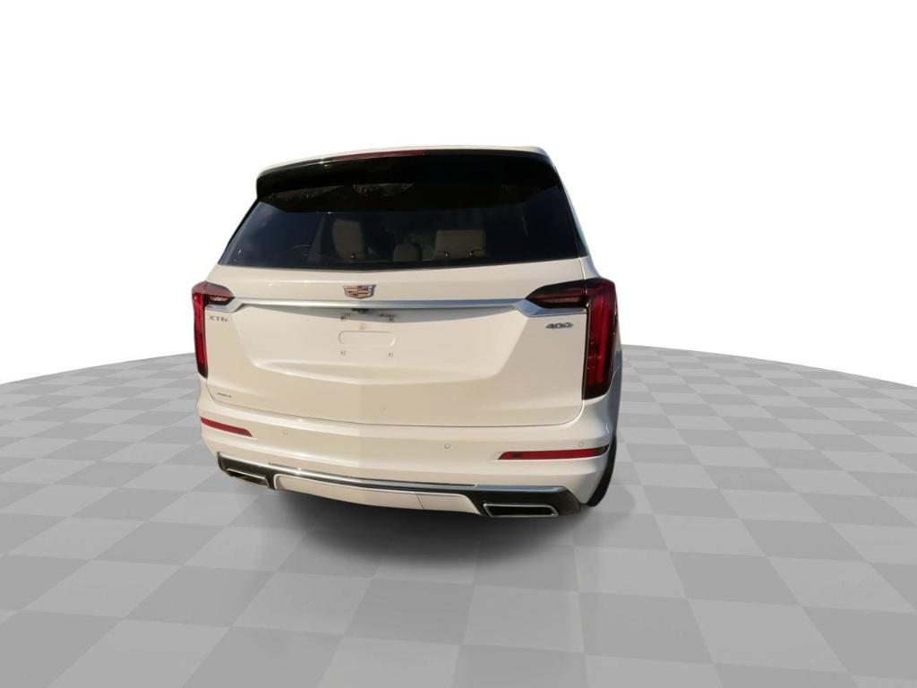used 2021 Cadillac XT6 car, priced at $32,000