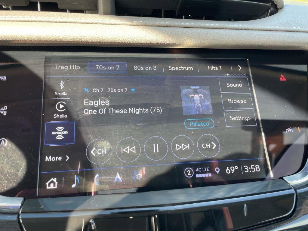 used 2021 Cadillac XT6 car, priced at $32,000