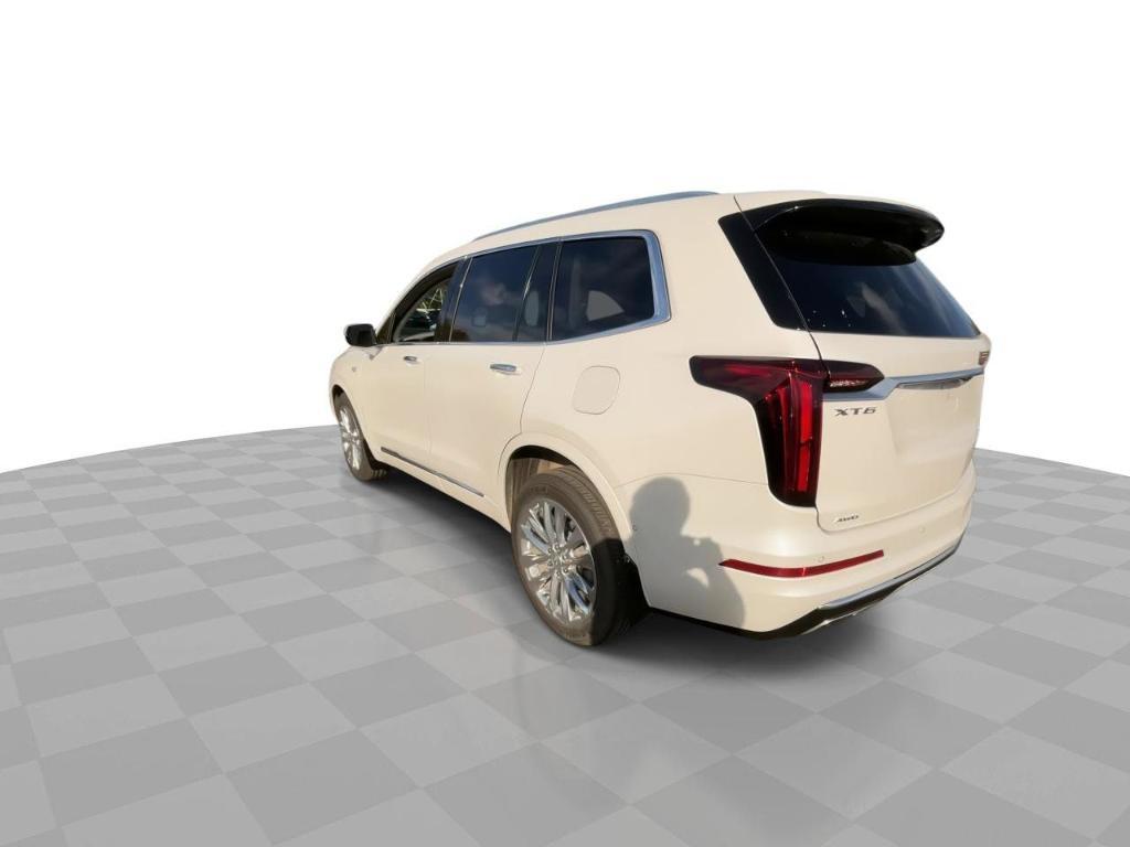 used 2021 Cadillac XT6 car, priced at $32,000