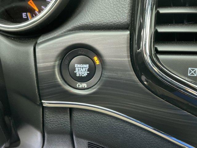 used 2021 Jeep Grand Cherokee car, priced at $30,000