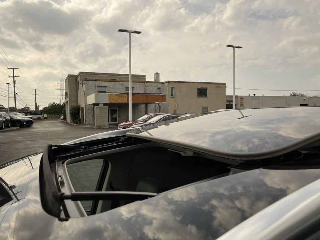 used 2021 Buick Enclave car, priced at $28,000