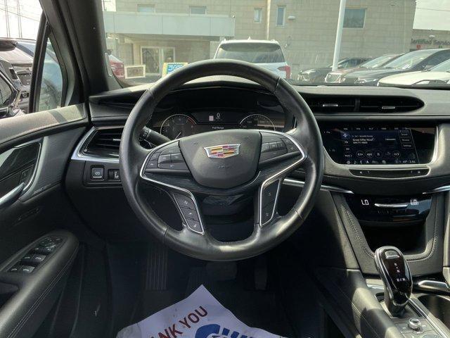 used 2022 Cadillac XT5 car, priced at $34,000