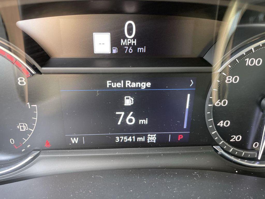 used 2022 Cadillac XT5 car, priced at $31,000