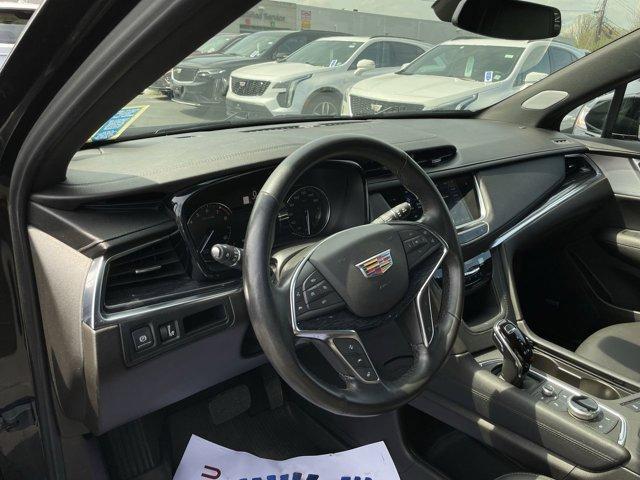 used 2022 Cadillac XT5 car, priced at $34,000