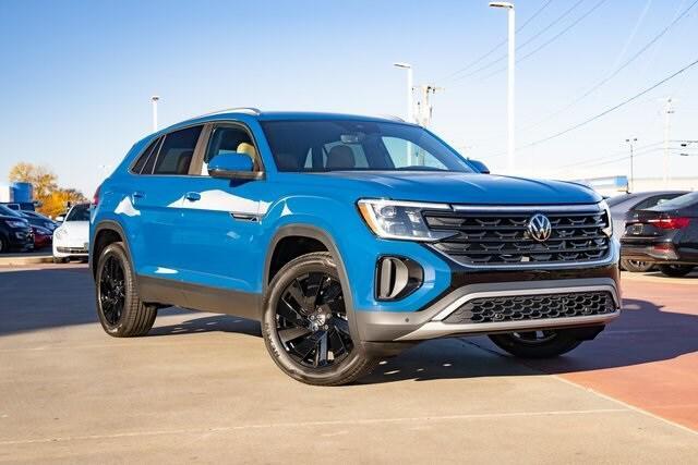 new 2025 Volkswagen Atlas Cross Sport car, priced at $45,603