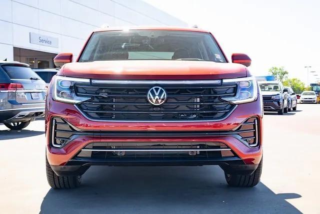 new 2025 Volkswagen Atlas car, priced at $55,956