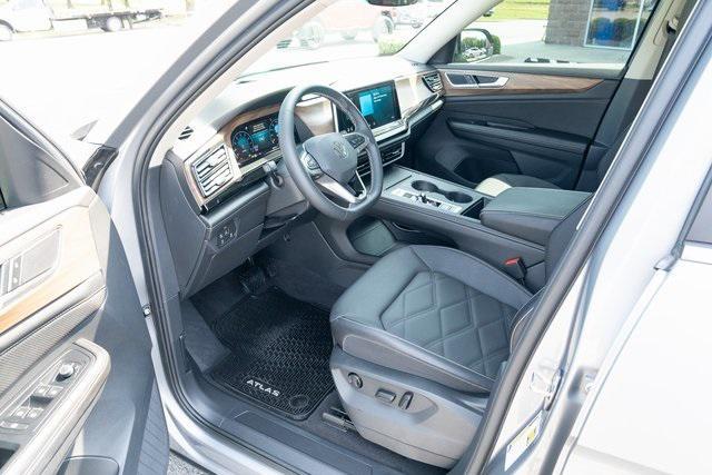 used 2024 Volkswagen Atlas car, priced at $28,247