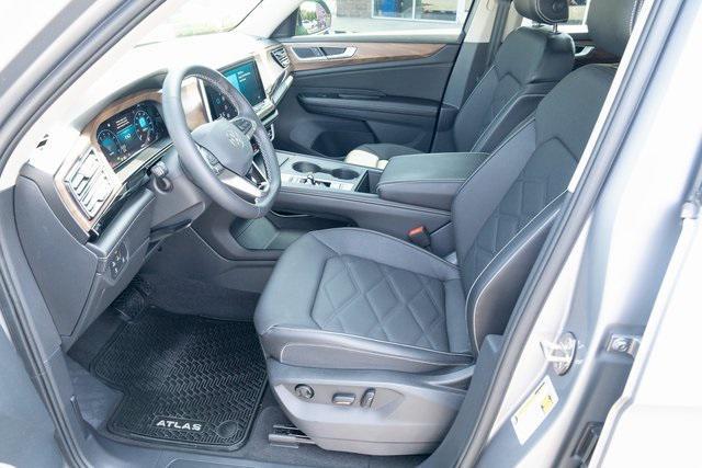 used 2024 Volkswagen Atlas car, priced at $28,247