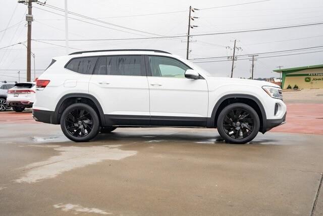 new 2025 Volkswagen Atlas car, priced at $47,315