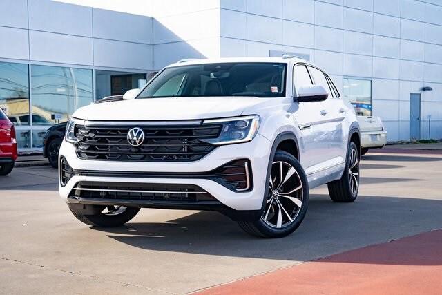 new 2025 Volkswagen Atlas Cross Sport car, priced at $53,672