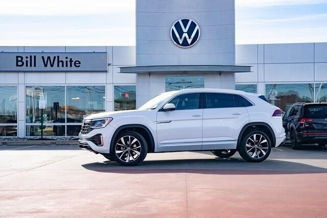 new 2025 Volkswagen Atlas Cross Sport car, priced at $53,672