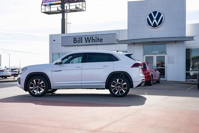 new 2025 Volkswagen Atlas Cross Sport car, priced at $53,672