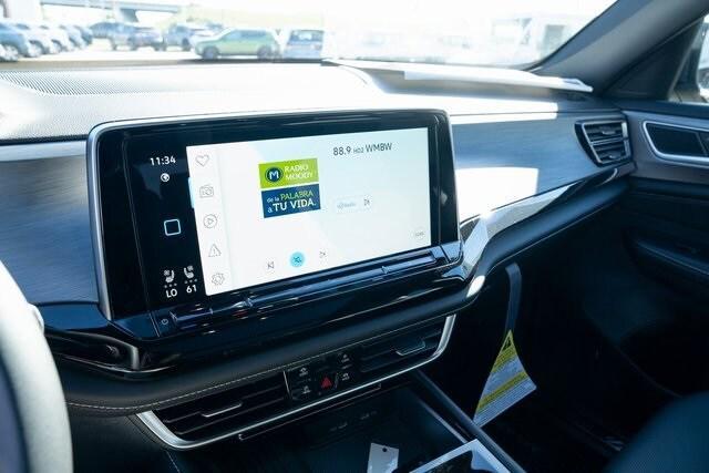 new 2026 Volkswagen Atlas Cross Sport car, priced at $45,044