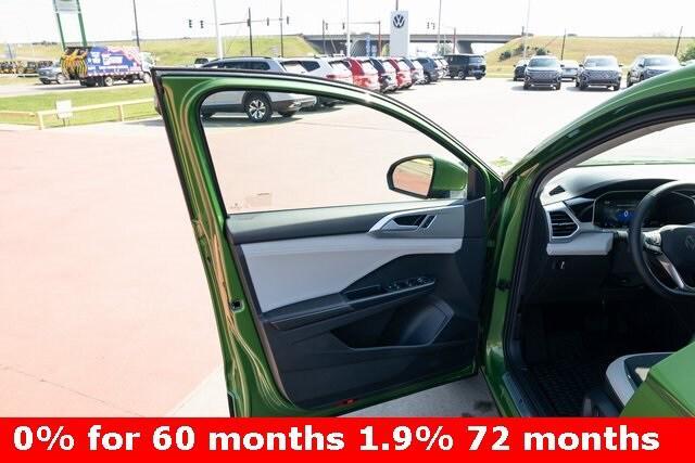 new 2025 Volkswagen Taos car, priced at $29,249