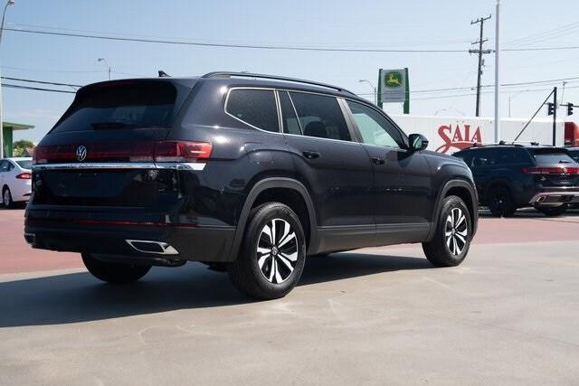 new 2026 Volkswagen Atlas car, priced at $40,086