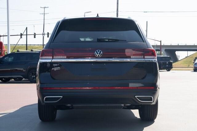 new 2026 Volkswagen Atlas car, priced at $40,086