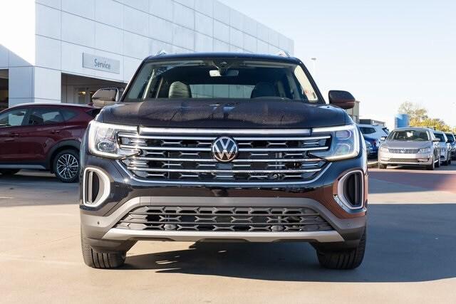 new 2025 Volkswagen Atlas car, priced at $49,953