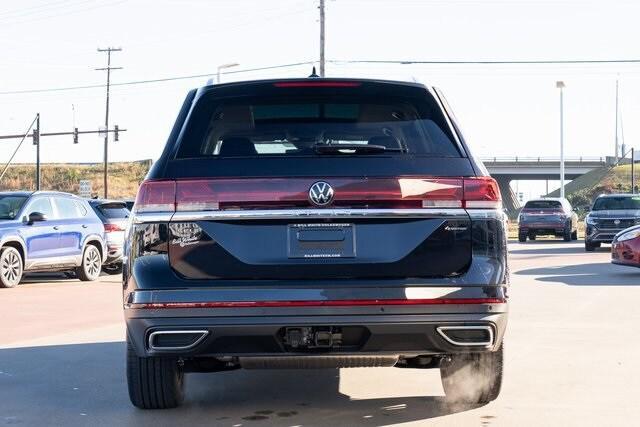 new 2025 Volkswagen Atlas car, priced at $49,953