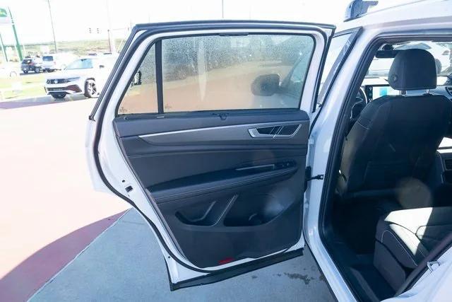 new 2026 Volkswagen Atlas Cross Sport car, priced at $46,650