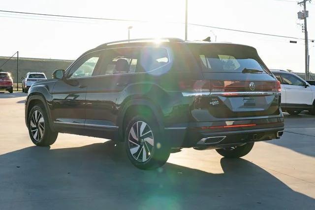 new 2025 Volkswagen Atlas car, priced at $49,987